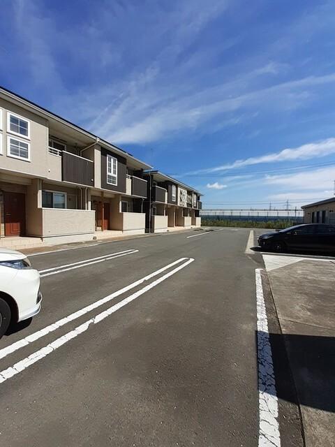 ラフレシール　メゾン　Ａ（202） 駐車場