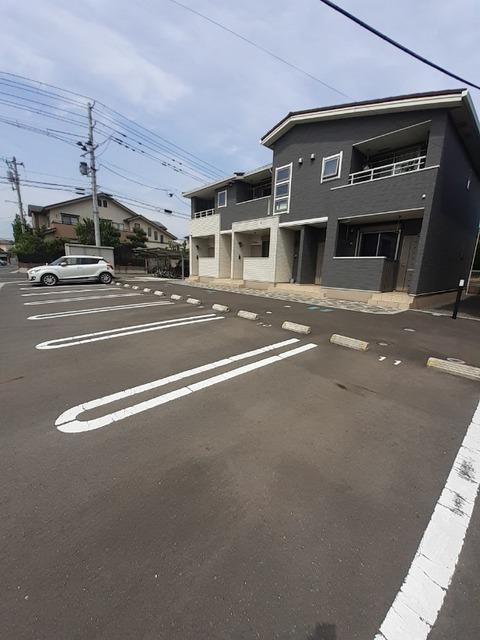グラン　クード　Ⅰ（203） 駐車場