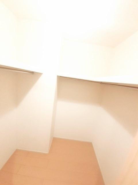 Ｐｉｎｅ　Ｂｒｅｅｚｅ壱番館（103） 収納