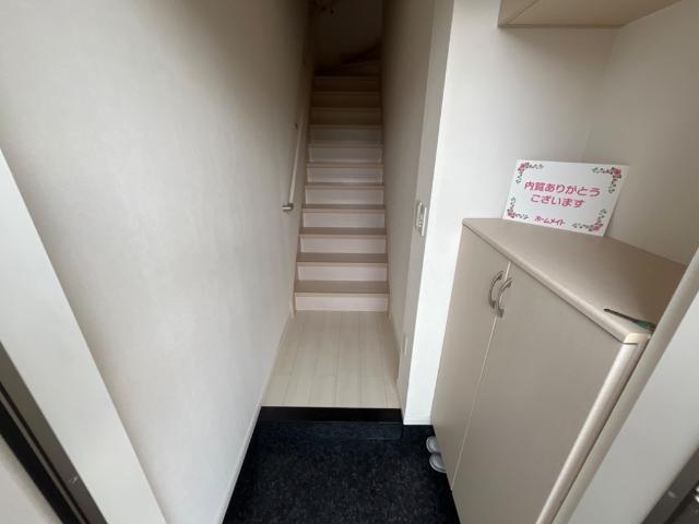 リライアンス　Ａ 玄関
