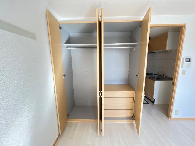 ラ・ジュルネ 部屋画像