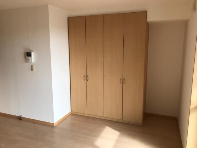 スプリング・ビック・ユー リビング