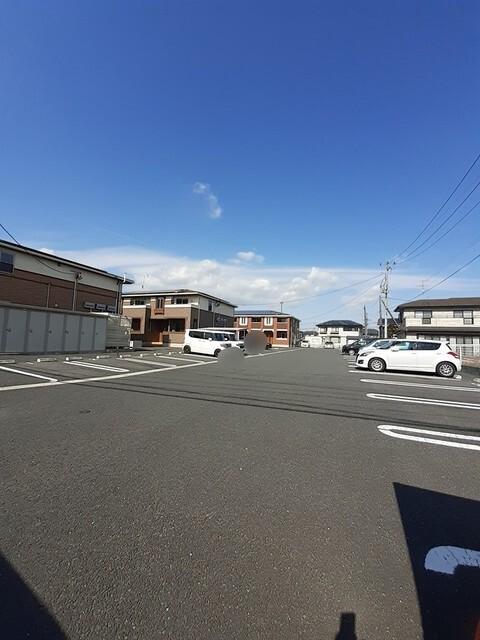 ホープヒルズＡ（204） 駐車場