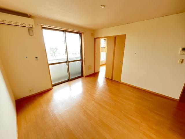 ニューハウジングⅢ 部屋画像