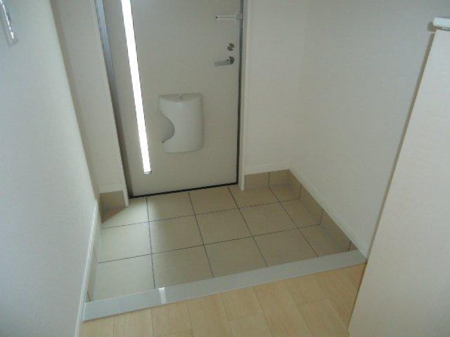 プレジールＡ 玄関