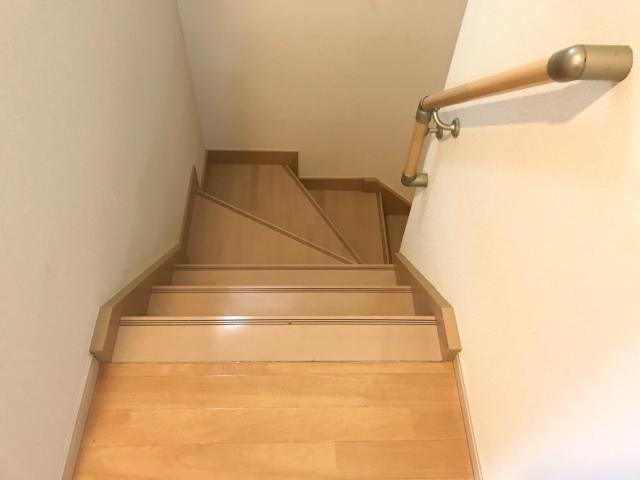 クリスタル・ヤモト 部屋画像