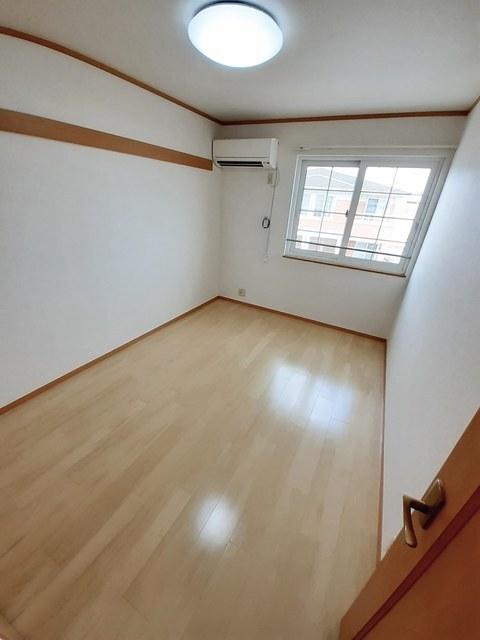 Ｐｌｅａｓａｎｔ・ＭⅡ（203） 室内