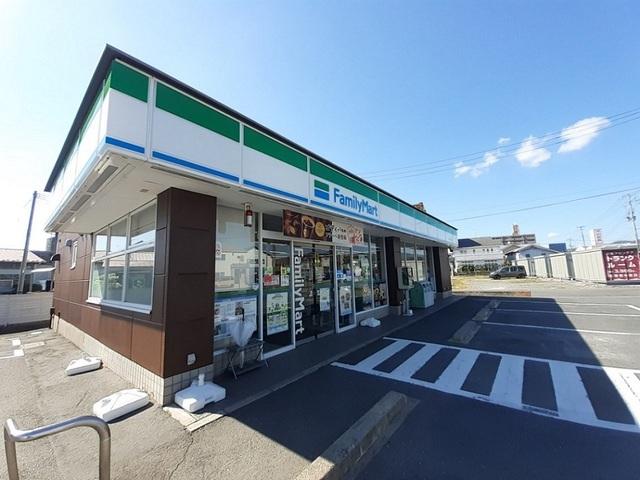 ファミリーマート石巻南中里店：550m