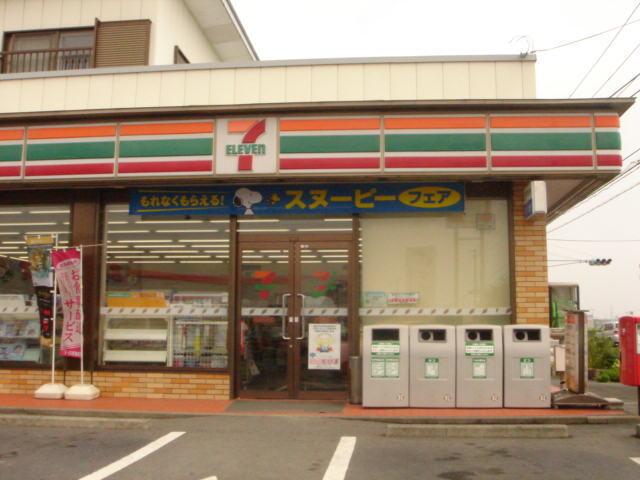 セブンイレブン：720m