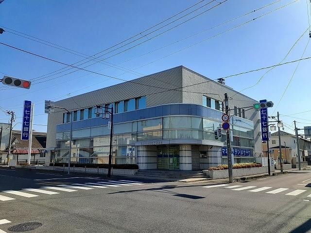 七十七銀行 小牛田支店：1600m