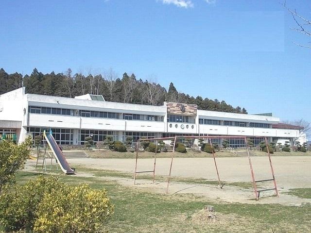 美里町立不動堂小学校：350m