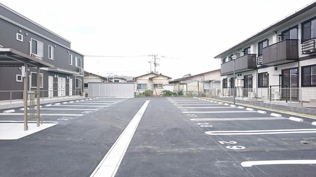 グランデュール　Ｂ（102） 駐車場