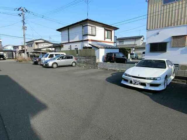 エスポアール　壱番館（103） 駐車場