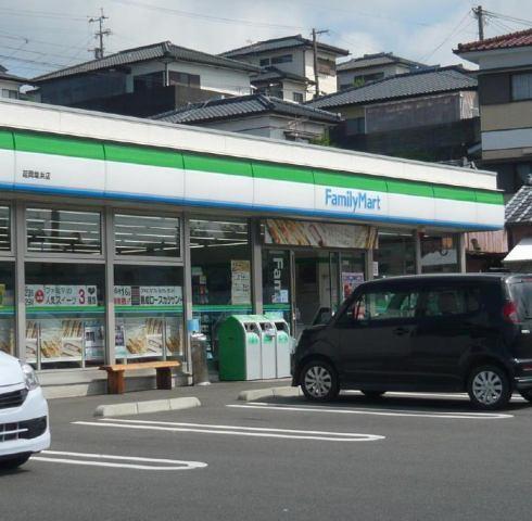 ファミリーマート大貫五丁目店：437m