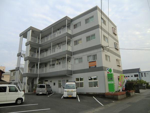 延岡市日の出町アパート 駐車場