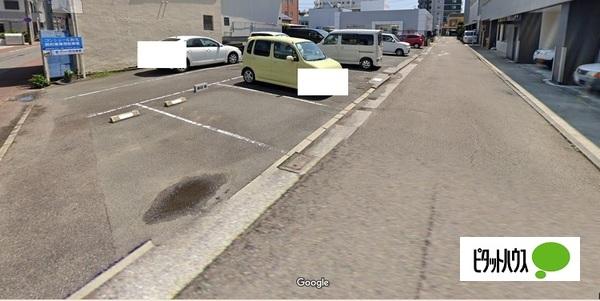 コンシェール和光（403） 駐車場