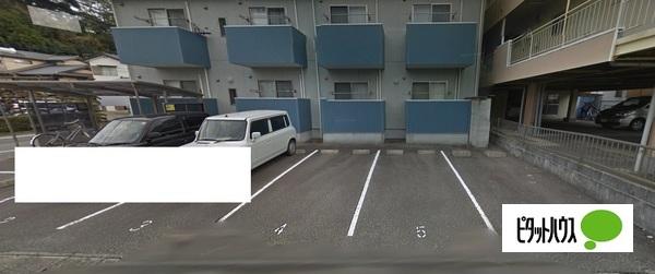 ブルーリッツ大貫（105） 駐車場