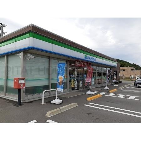 ファミリーマート土々呂５丁目店：300m