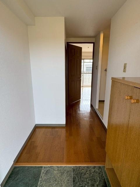 延岡市緑ケ丘アパート 玄関