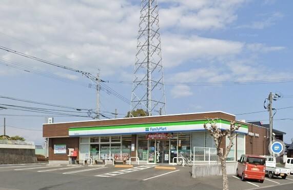 ファミリーマート延岡高校前店：522m