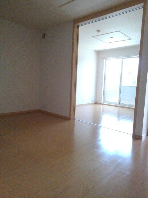 セゾン　クレール（102） リビング