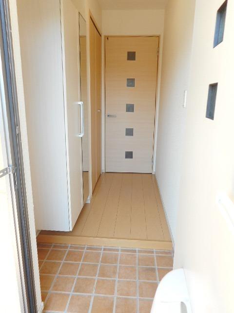 Ｈ・ＣＡＮＴＩＫ　Ⅱ（103） 玄関