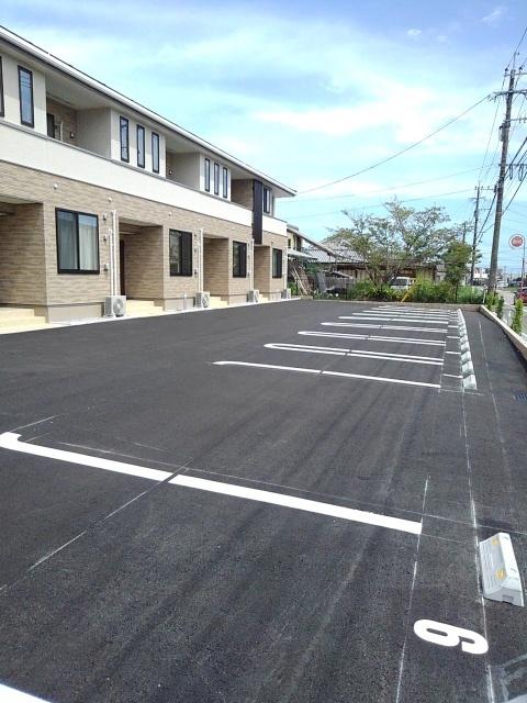 グランデ・ソーレ　Ｋ（104） 駐車場