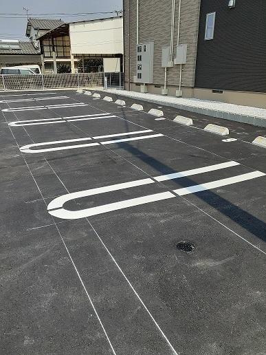 アルモニー　メゾン　財光寺（202） 駐車場