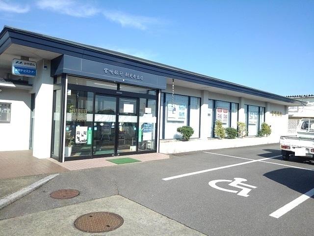 宮崎銀行財光寺支店：1000m