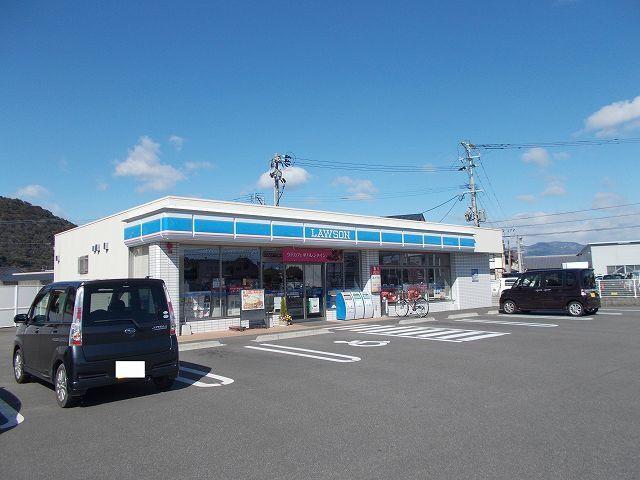 ローソン浜町店：550m