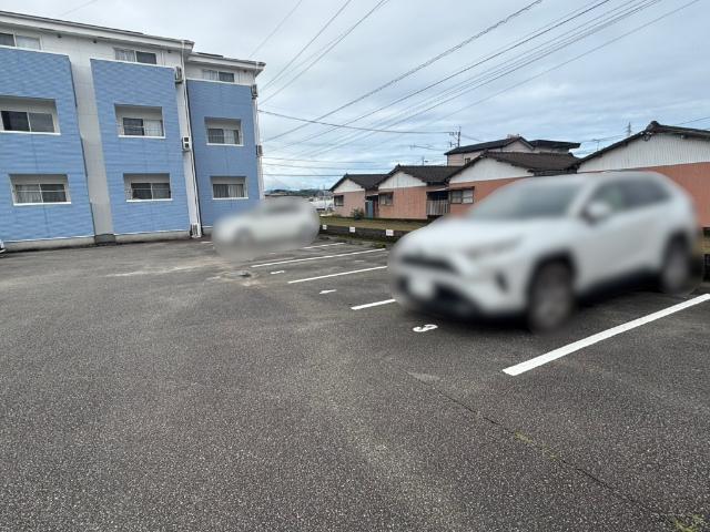 k's House Polaris 駐車場