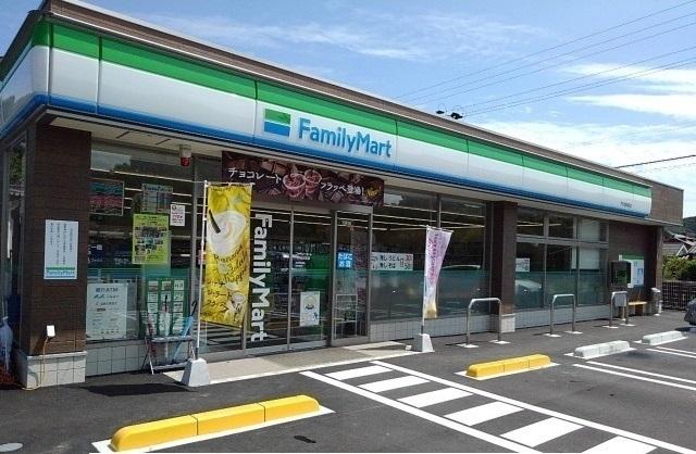 ファミリーマート門川西栄町店：600m