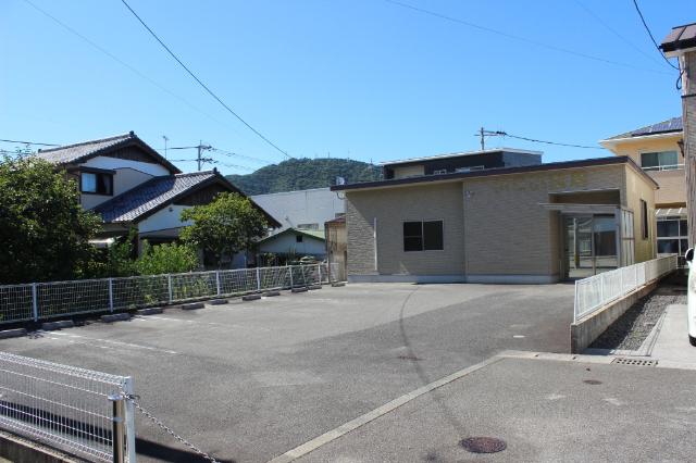 【薬局跡】平原町4丁目1498-16　店舗・事務所用物件 外観