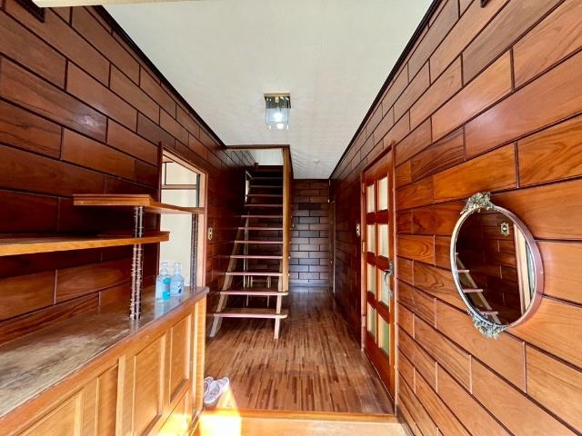 塩浜町3丁目中古住宅 玄関