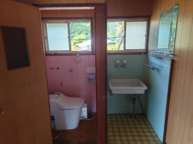 北方町蔵田中古 洗面