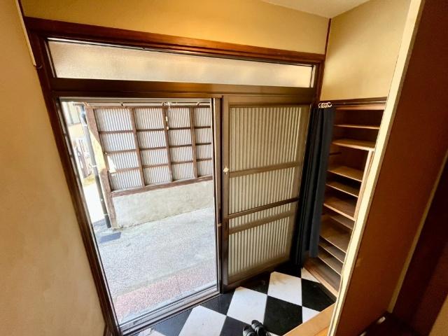 川原崎中古住宅 玄関