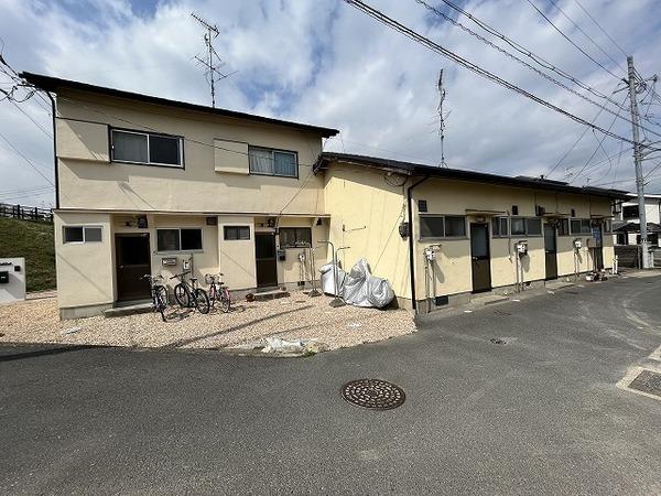 ハイツ新田辺（C） ロビー