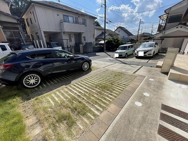 D-room宇治南山（101） 駐車場