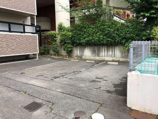 ボヌール広野（103） 駐車場
