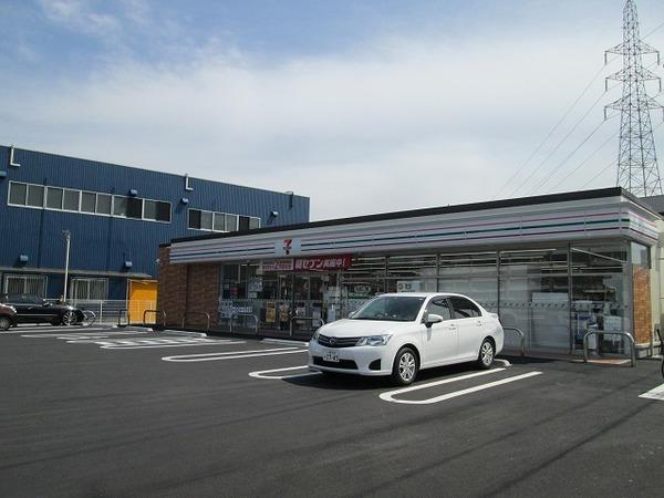 セブンイレブン宇治槇島目川店：510m