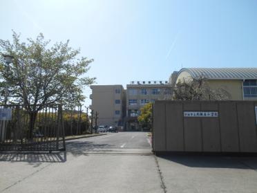 宇治市立北槙島小学校：845m