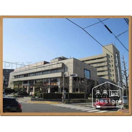 宇治市役所：880m