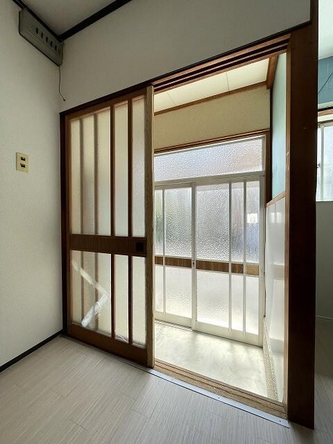 南堀池貸家（1） 玄関