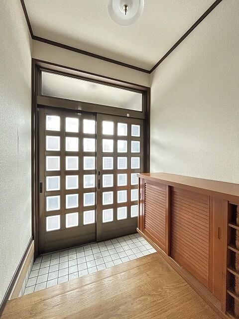 莵道貸家（1） 玄関