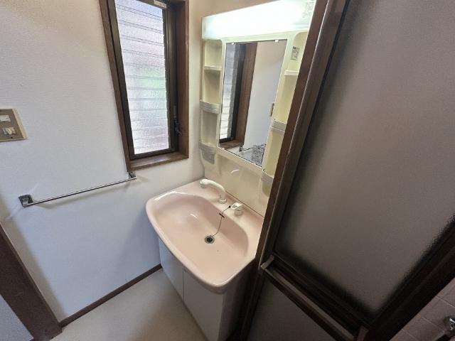 広野町大開貸家 洗面