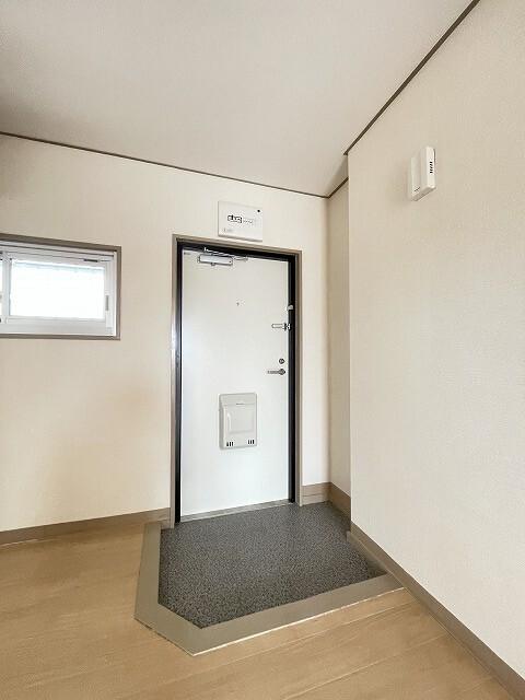 アーバン蓮池（306） 玄関