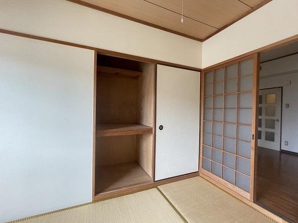 クレセント宇治（605） 収納