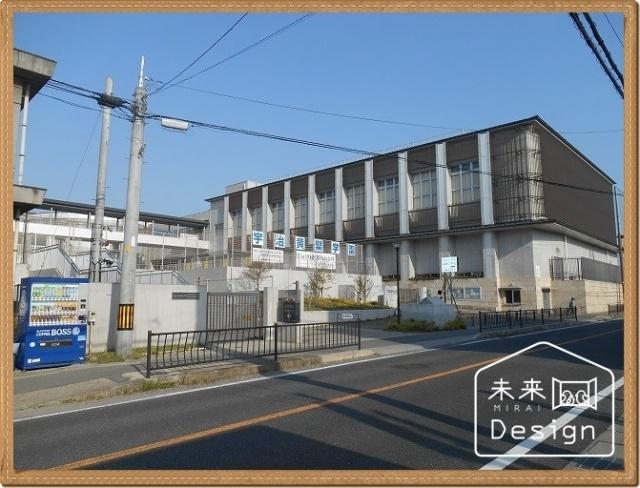 宇治市立宇治小学校：657m