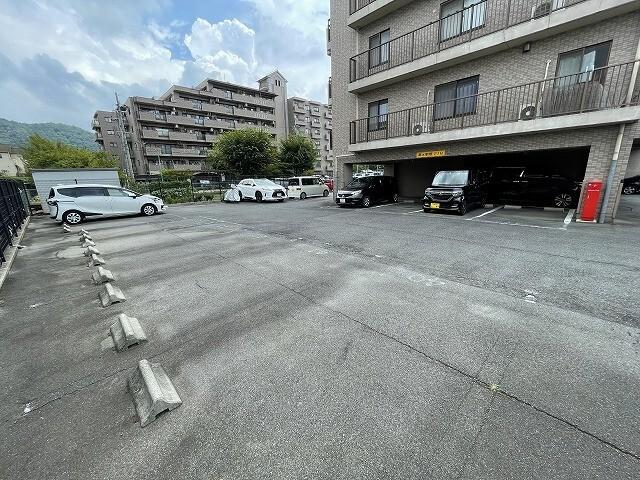 ラポート小林（605） 駐車場