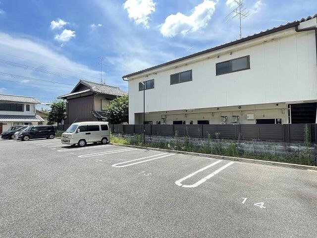 セジュール　モンド（208） 駐車場